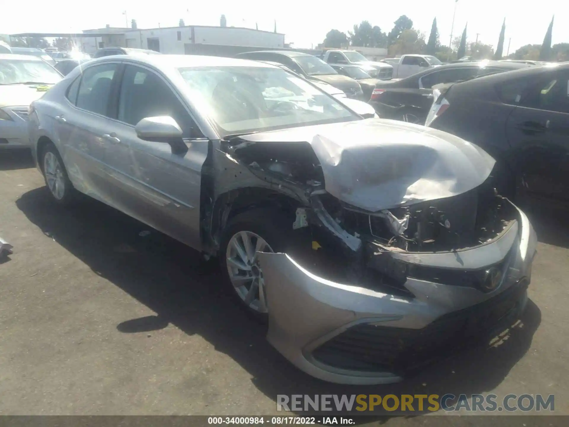 1 Photograph of a damaged car 4T1C11AKXMU424604 TOYOTA CAMRY 2021