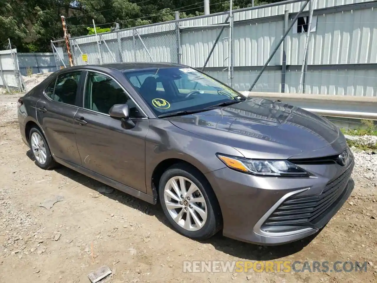 1 Photograph of a damaged car 4T1C11AKXMU432556 TOYOTA CAMRY 2021