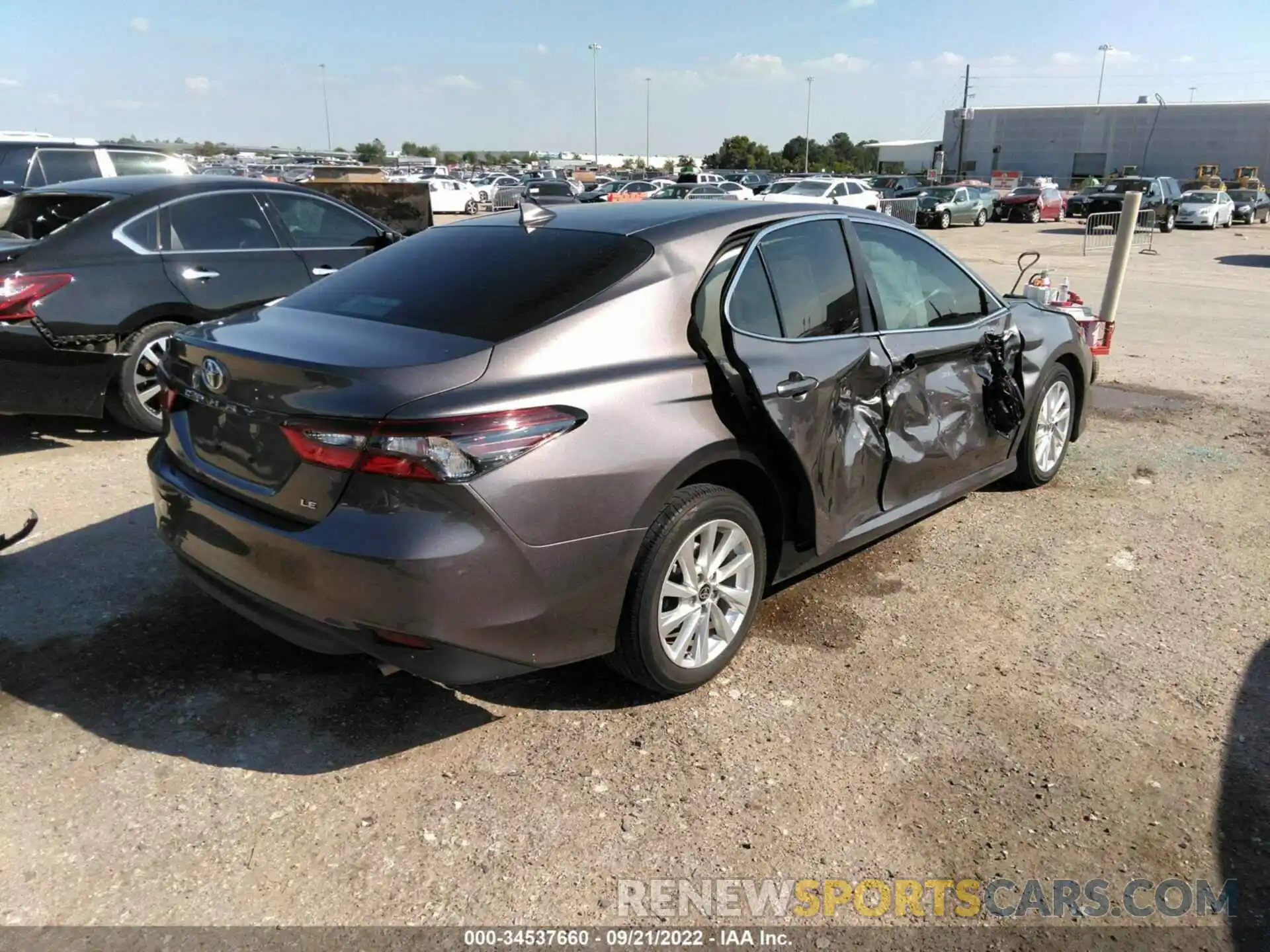 4 Photograph of a damaged car 4T1C11AKXMU440978 TOYOTA CAMRY 2021