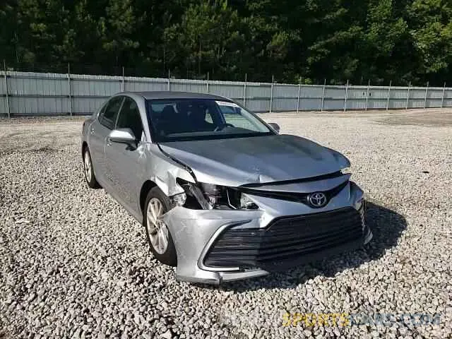 14 Photograph of a damaged car 4T1C11AKXMU451916 TOYOTA CAMRY 2021