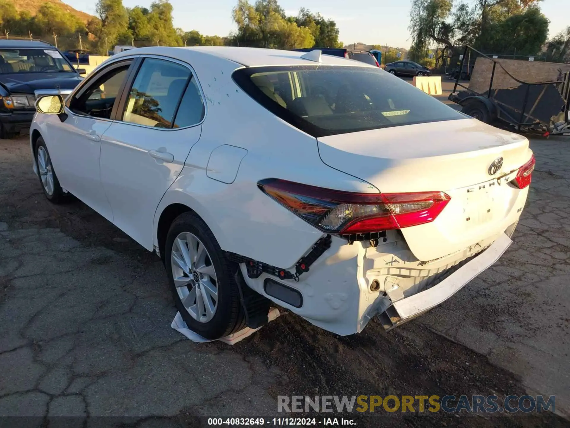3 Photograph of a damaged car 4T1C11AKXMU453066 TOYOTA CAMRY 2021