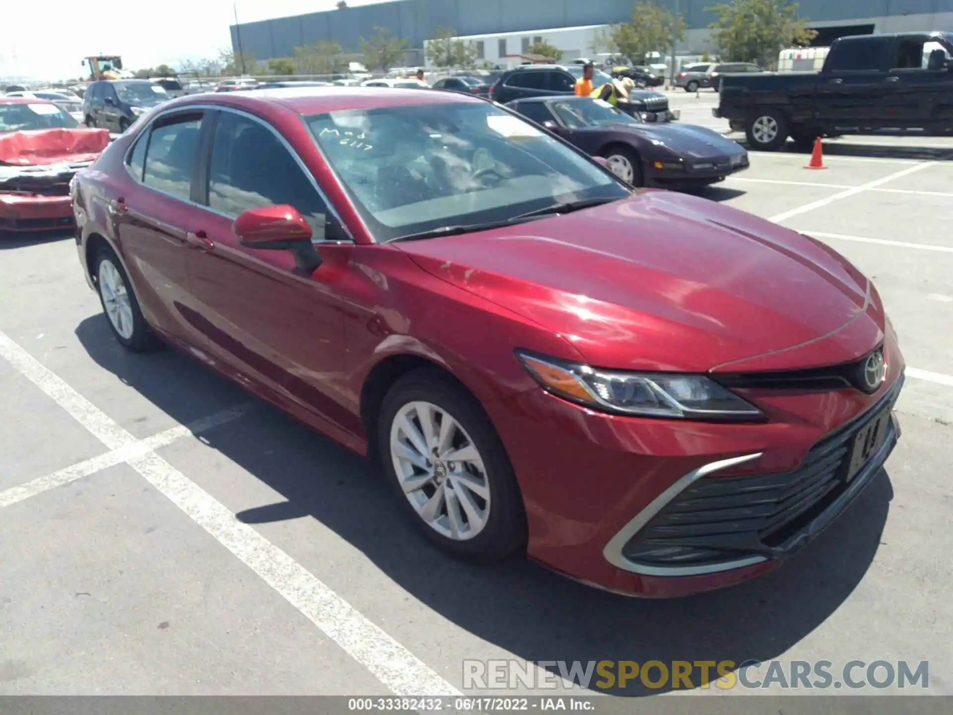 1 Photograph of a damaged car 4T1C11AKXMU469929 TOYOTA CAMRY 2021