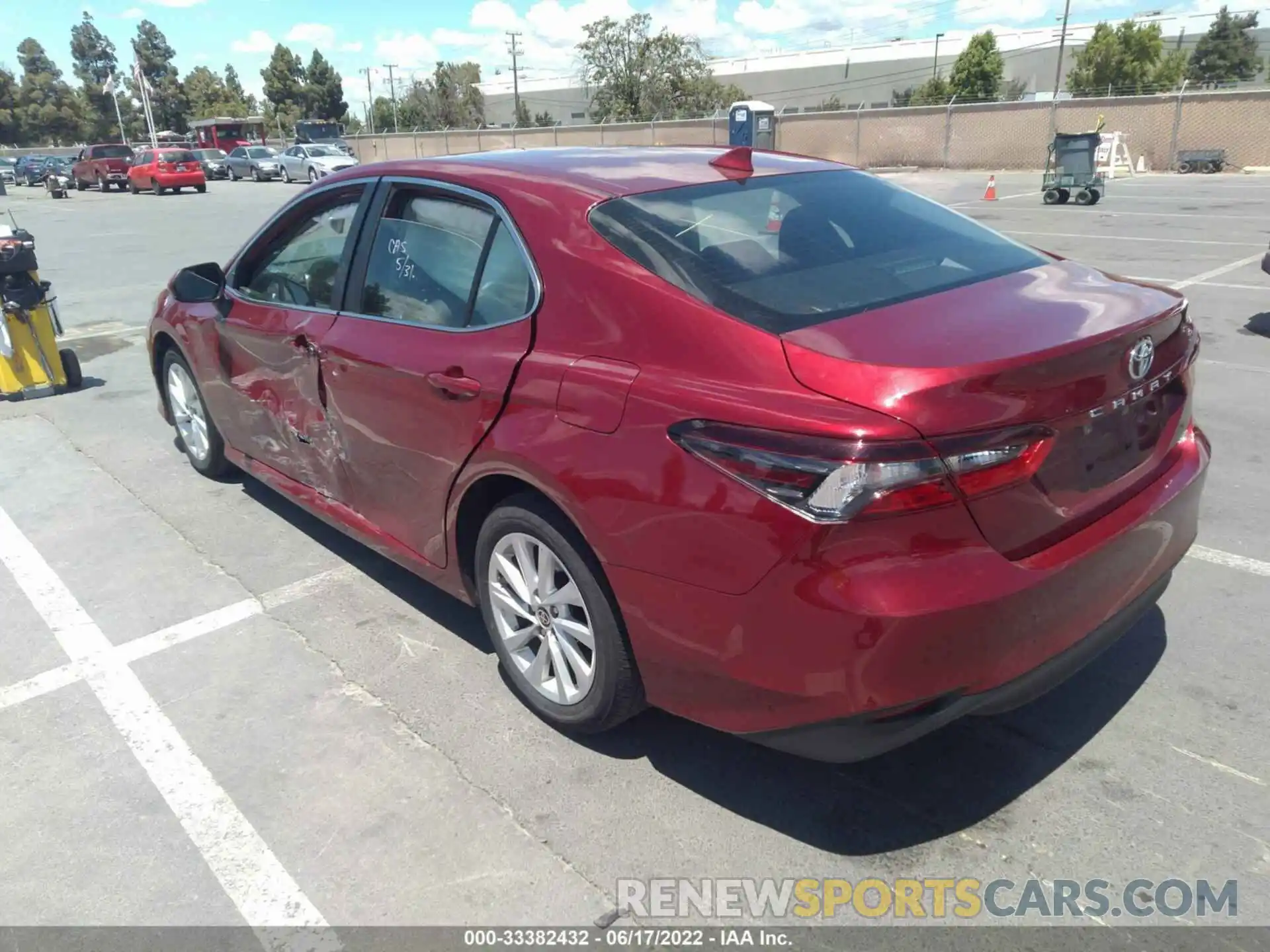 3 Photograph of a damaged car 4T1C11AKXMU469929 TOYOTA CAMRY 2021