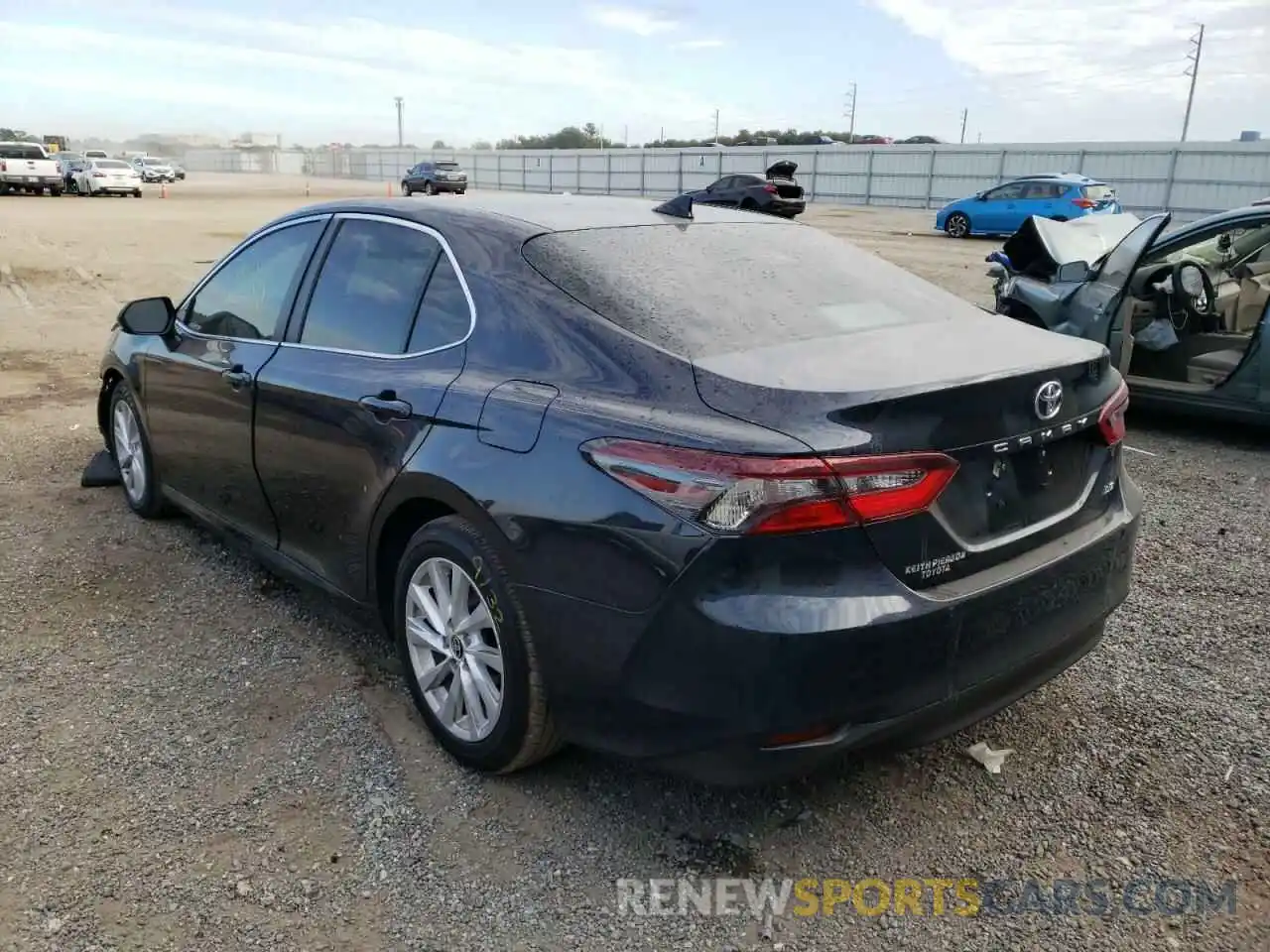 3 Photograph of a damaged car 4T1C11AKXMU492918 TOYOTA CAMRY 2021