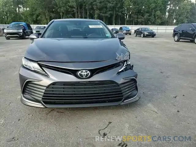 11 Photograph of a damaged car 4T1C11AKXMU519759 TOYOTA CAMRY 2021