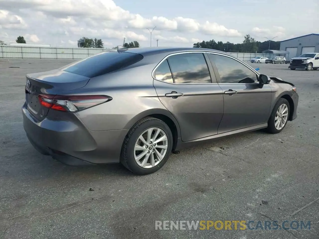 3 Photograph of a damaged car 4T1C11AKXMU519759 TOYOTA CAMRY 2021