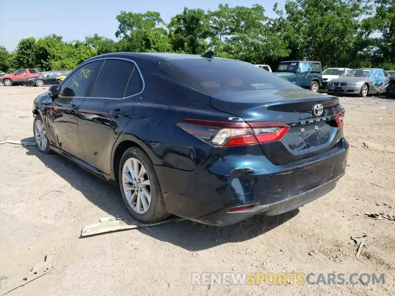 3 Photograph of a damaged car 4T1C11AKXMU529014 TOYOTA CAMRY 2021