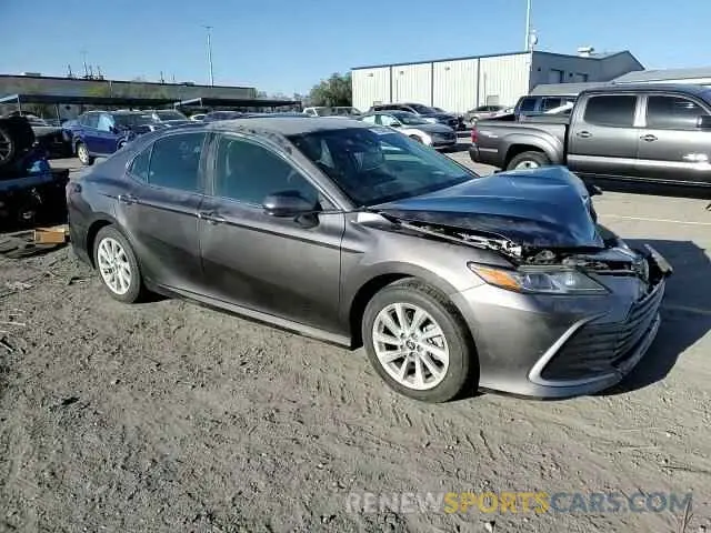 10 Photograph of a damaged car 4T1C11AKXMU555970 TOYOTA CAMRY 2021