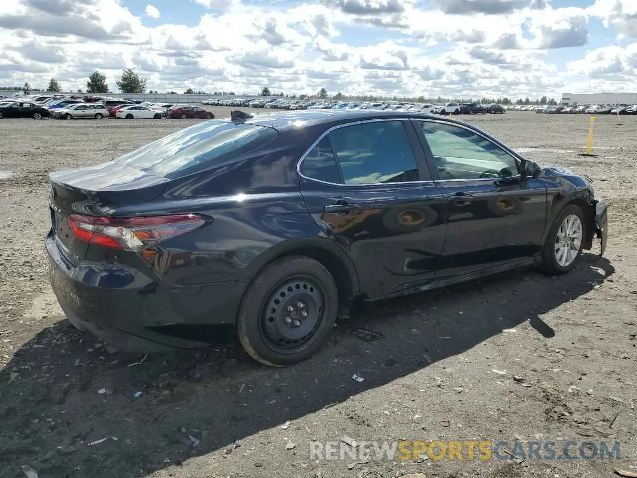 3 Photograph of a damaged car 4T1C11AKXMU559985 TOYOTA CAMRY 2021