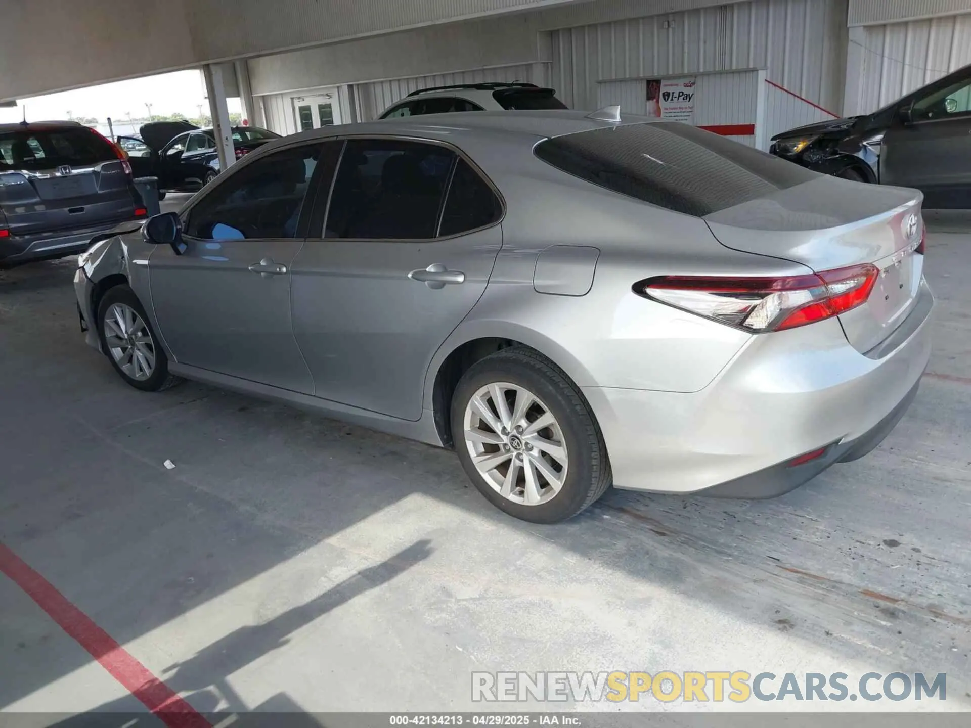 3 Photograph of a damaged car 4T1C11AKXMU569254 TOYOTA CAMRY 2021