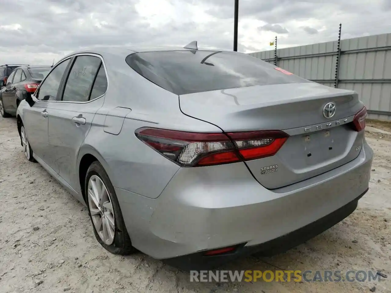 3 Photograph of a damaged car 4T1C11AKXMU572459 TOYOTA CAMRY 2021