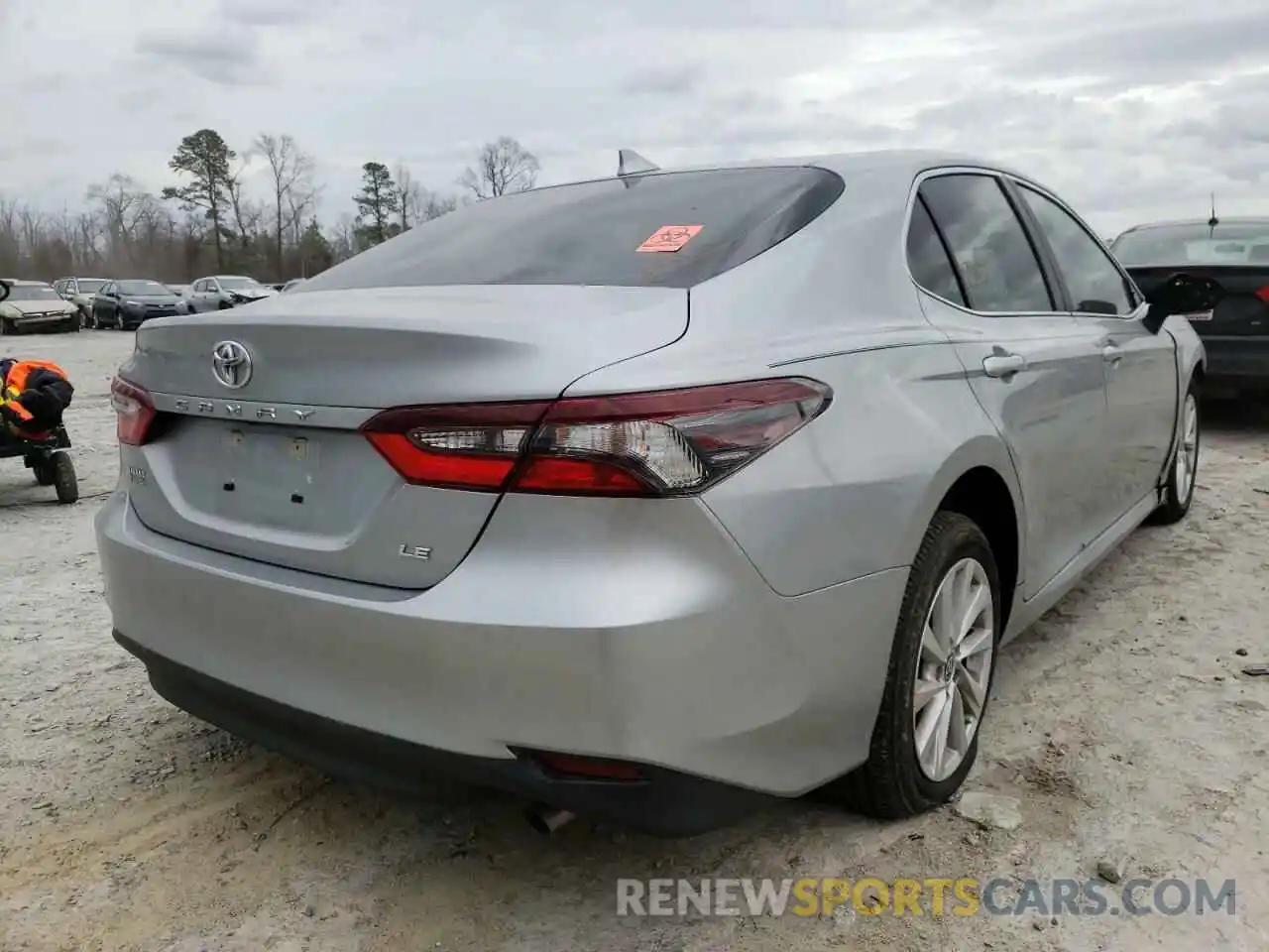 4 Photograph of a damaged car 4T1C11AKXMU572459 TOYOTA CAMRY 2021