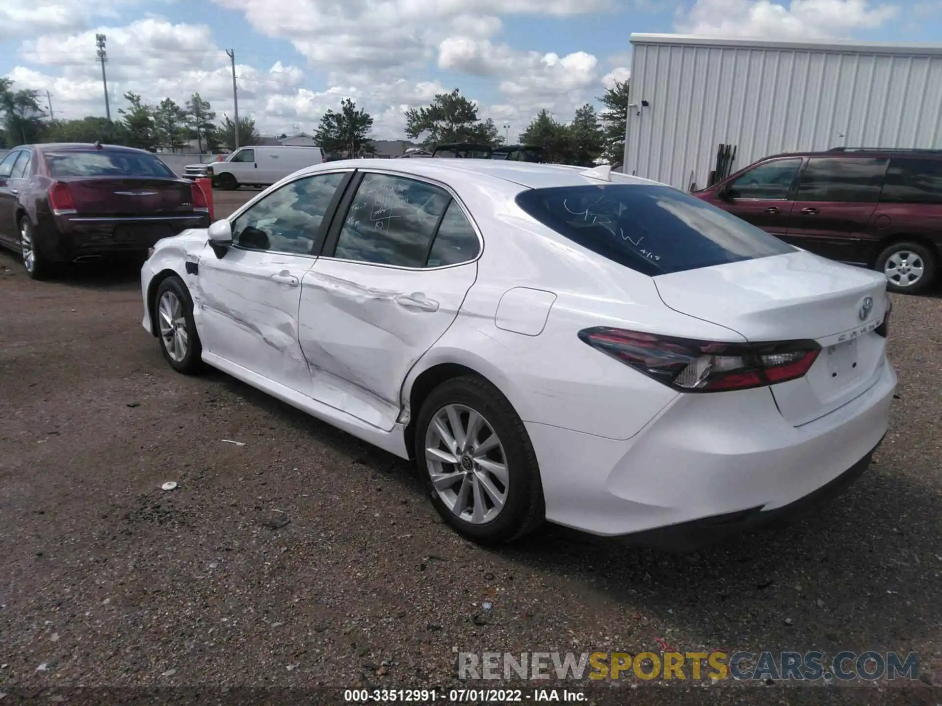 3 Photograph of a damaged car 4T1C11AKXMU573997 TOYOTA CAMRY 2021