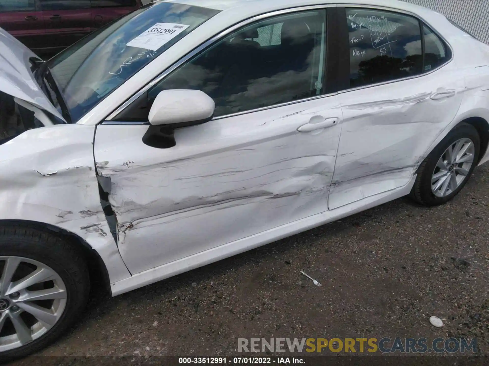 6 Photograph of a damaged car 4T1C11AKXMU573997 TOYOTA CAMRY 2021