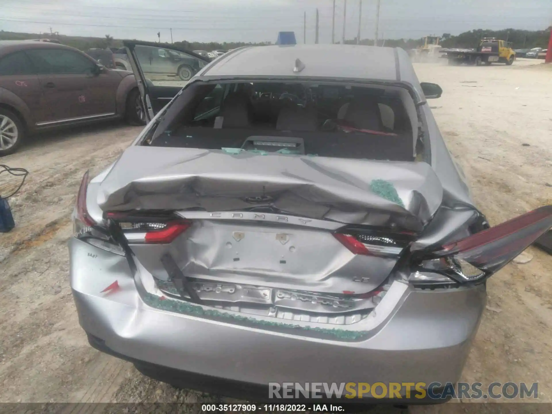 6 Photograph of a damaged car 4T1C11AKXMU580125 TOYOTA CAMRY 2021