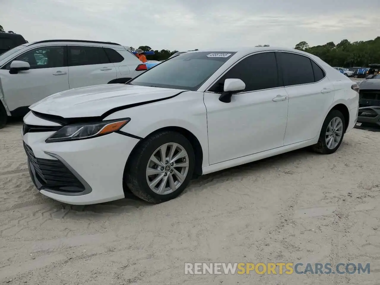 1 Photograph of a damaged car 4T1C11AKXMU584451 TOYOTA CAMRY 2021