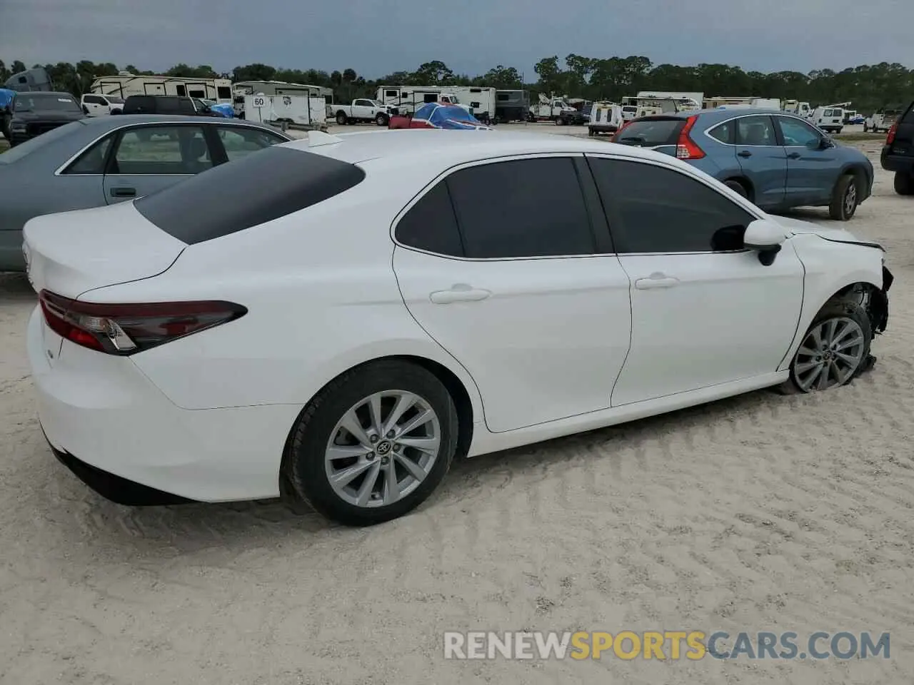 3 Photograph of a damaged car 4T1C11AKXMU584451 TOYOTA CAMRY 2021