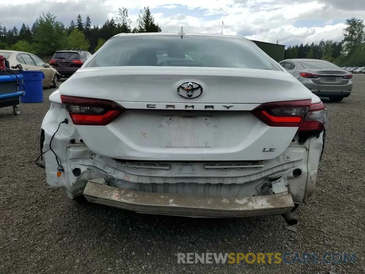 6 Photograph of a damaged car 4T1C11AKXMU590928 TOYOTA CAMRY 2021