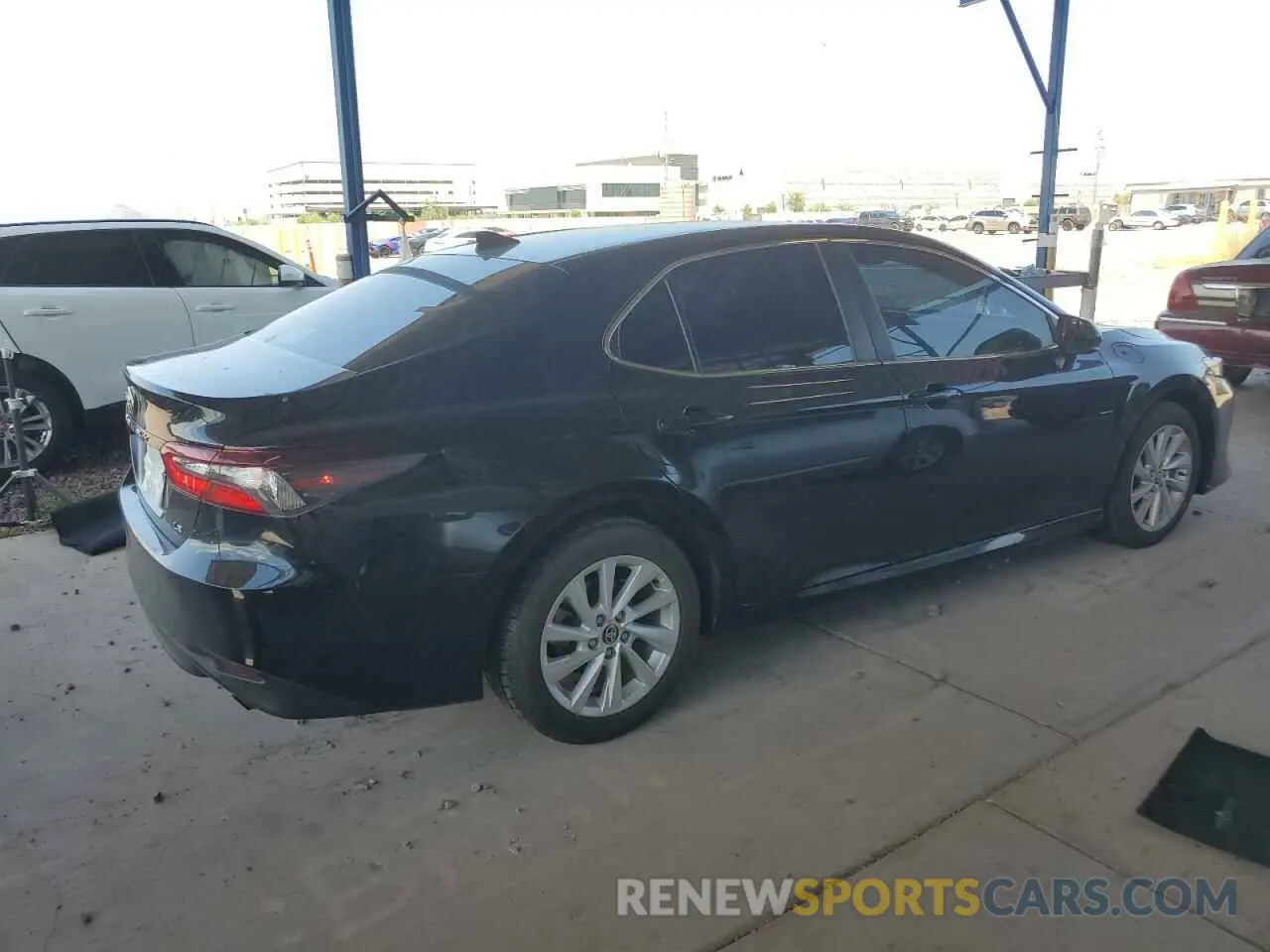 3 Photograph of a damaged car 4T1C11AKXMU603175 TOYOTA CAMRY 2021