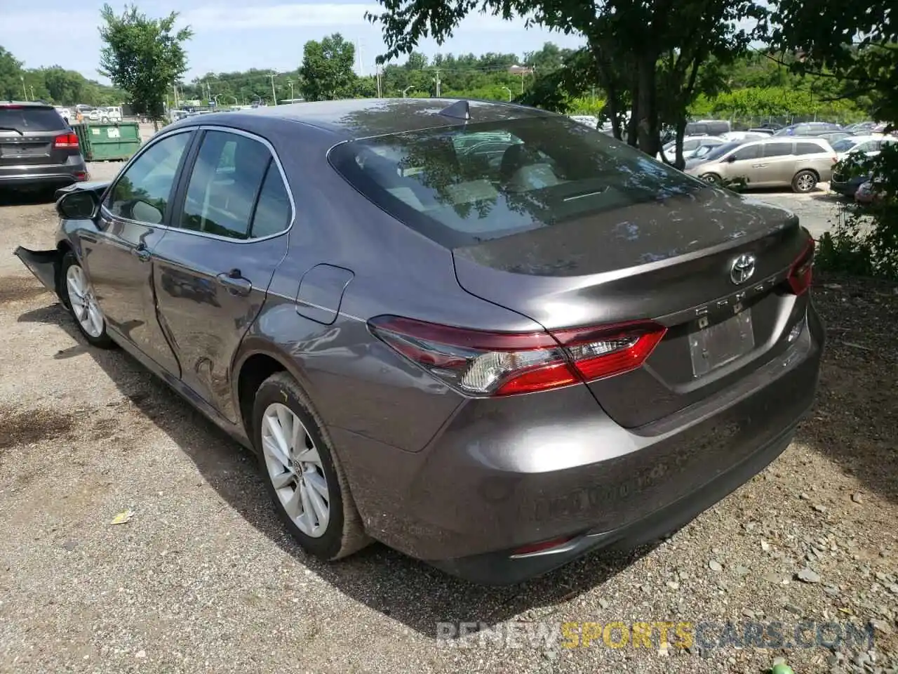 3 Photograph of a damaged car 4T1C11BK0MU020290 TOYOTA CAMRY 2021