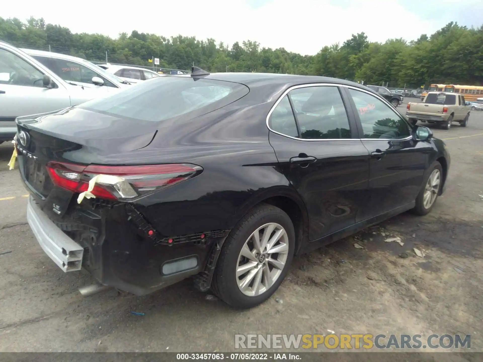 4 Photograph of a damaged car 4T1C11BK1MU035641 TOYOTA CAMRY 2021