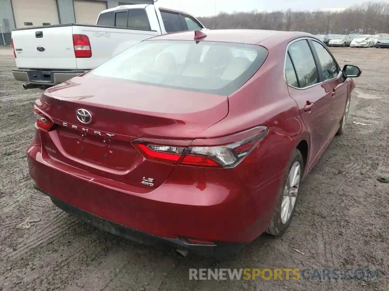 4 Photograph of a damaged car 4T1C11BK2MU020565 TOYOTA CAMRY 2021