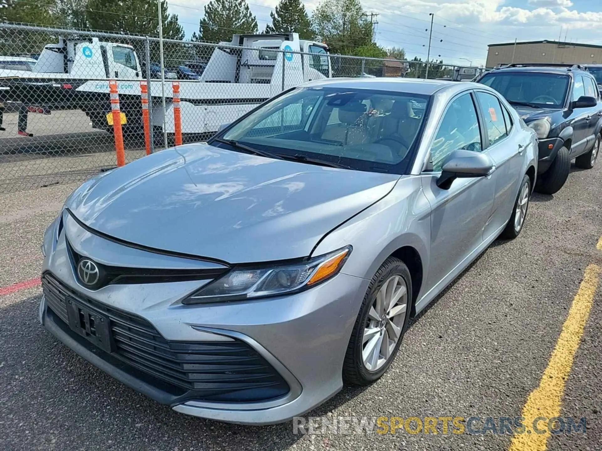 2 Photograph of a damaged car 4T1C11BK3MU032899 TOYOTA CAMRY 2021