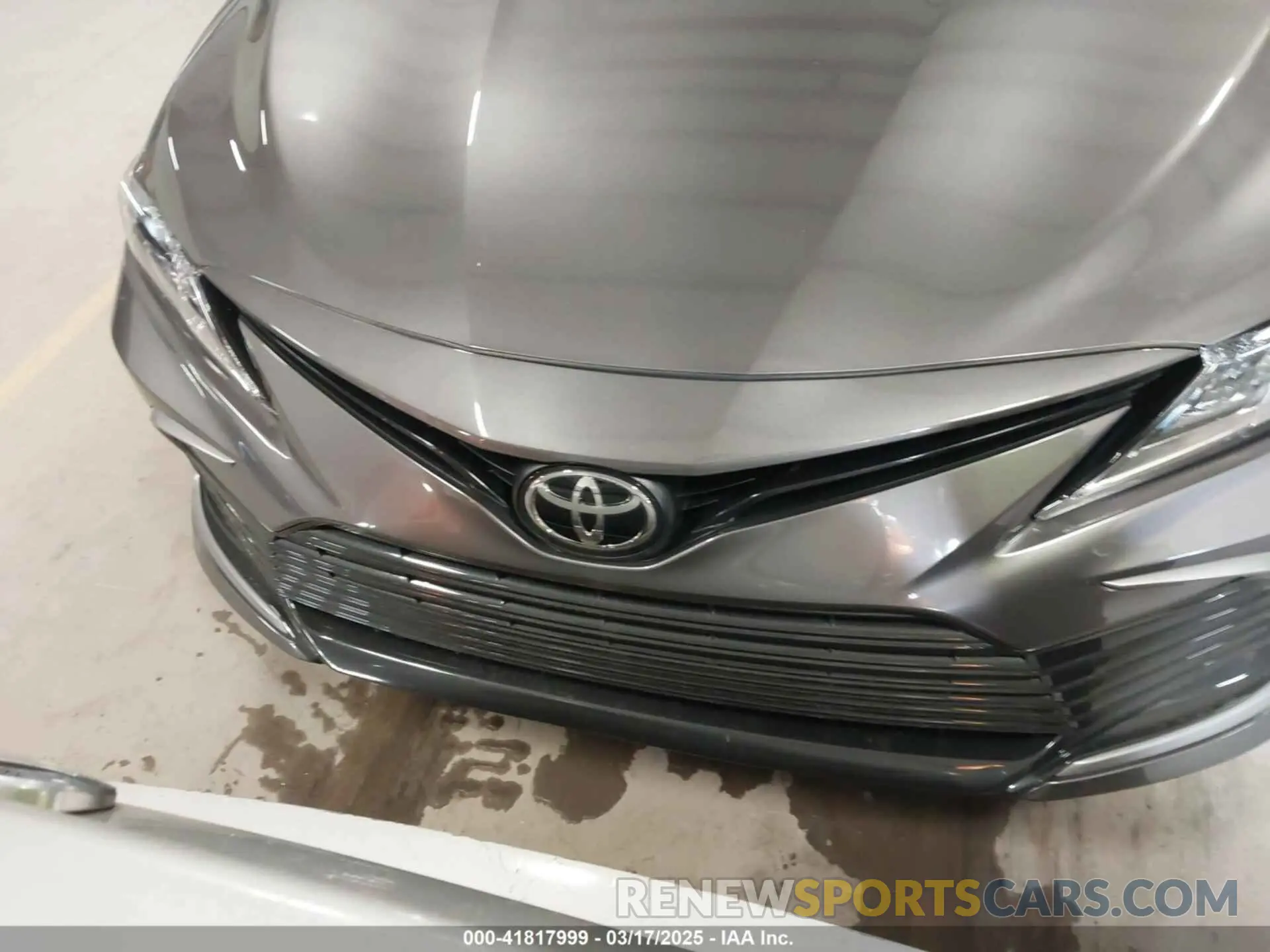 12 Photograph of a damaged car 4T1C11BK4MU023001 TOYOTA CAMRY 2021