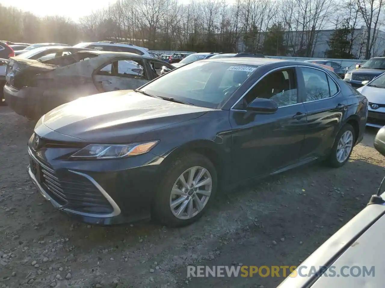 1 Photograph of a damaged car 4T1C11BK4MU040820 TOYOTA CAMRY 2021