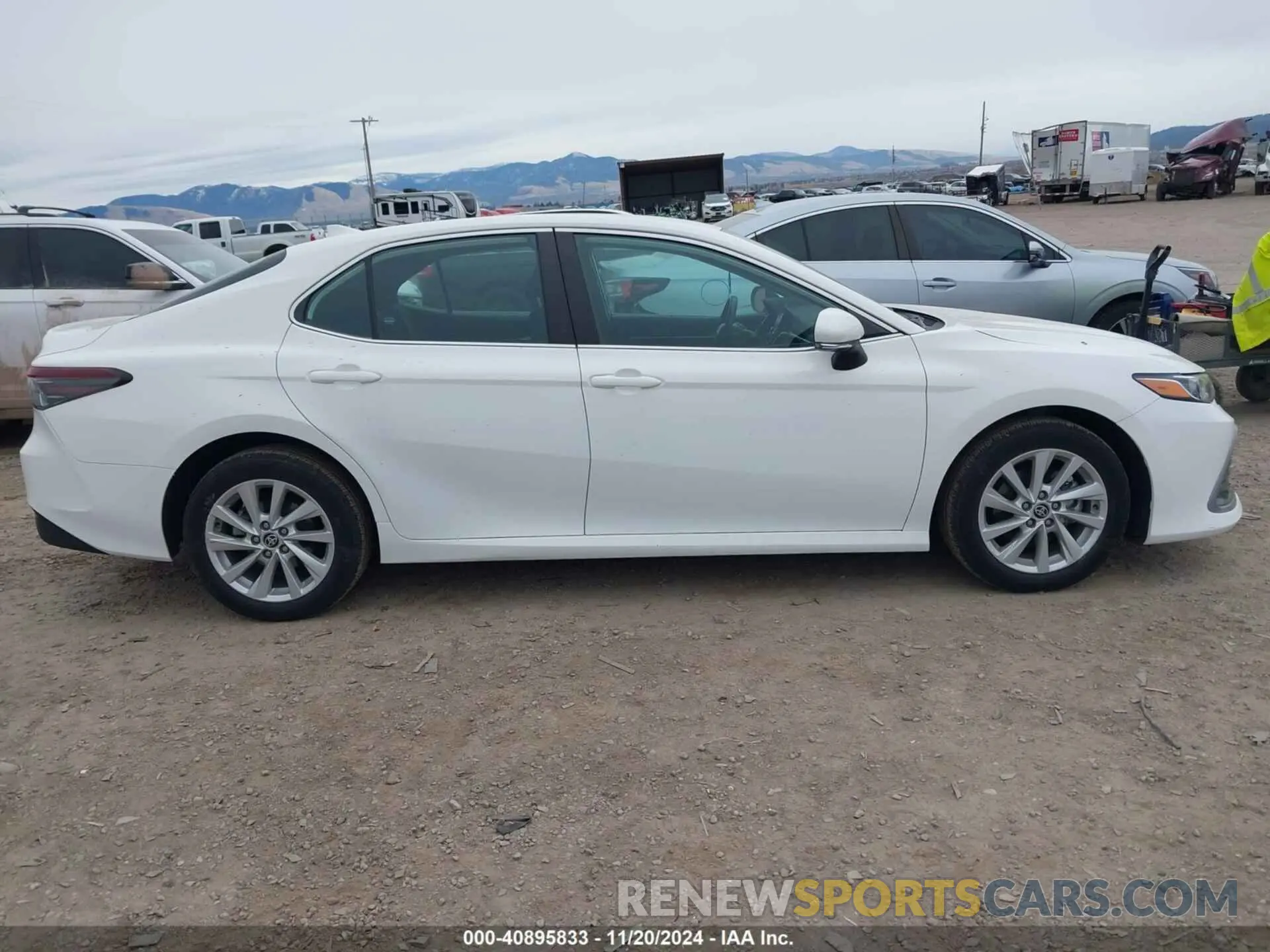 13 Photograph of a damaged car 4T1C11BK5MU035898 TOYOTA CAMRY 2021