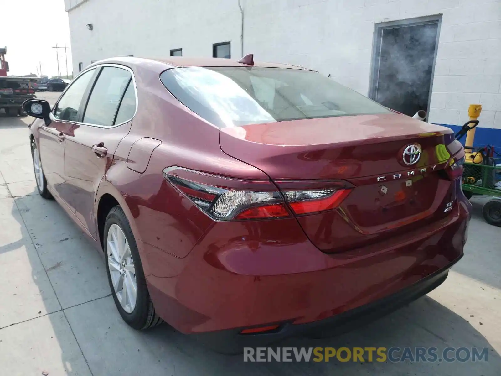 3 Photograph of a damaged car 4T1C11BK6MU042150 TOYOTA CAMRY 2021