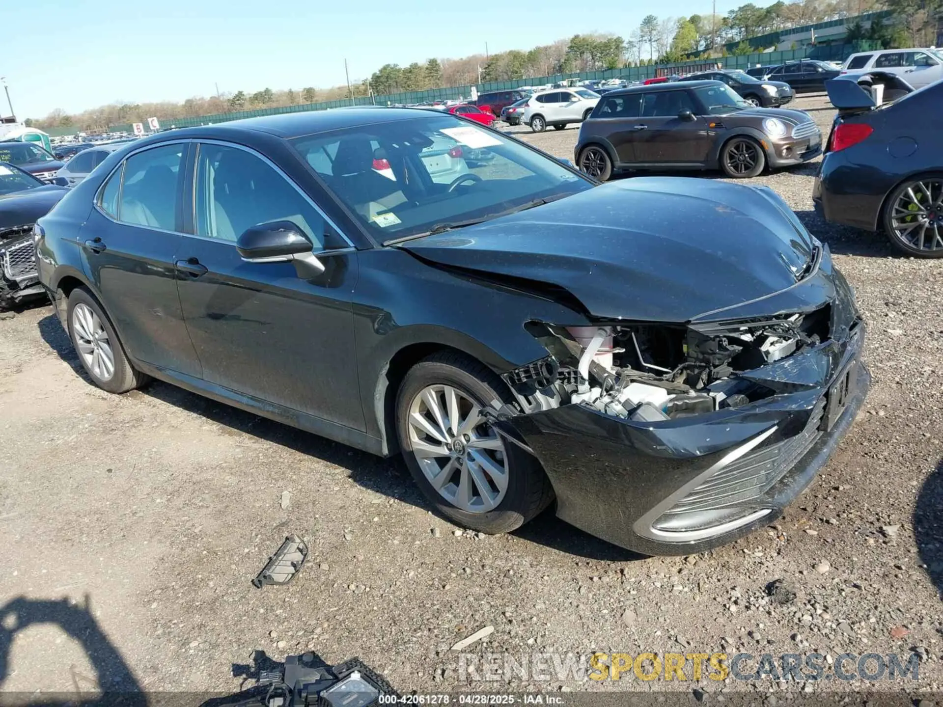 1 Photograph of a damaged car 4T1C11BK7MU034154 TOYOTA CAMRY 2021