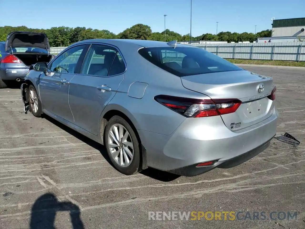 3 Photograph of a damaged car 4T1C11BK9MU037721 TOYOTA CAMRY 2021