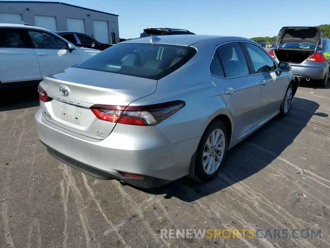 4 Photograph of a damaged car 4T1C11BK9MU037721 TOYOTA CAMRY 2021