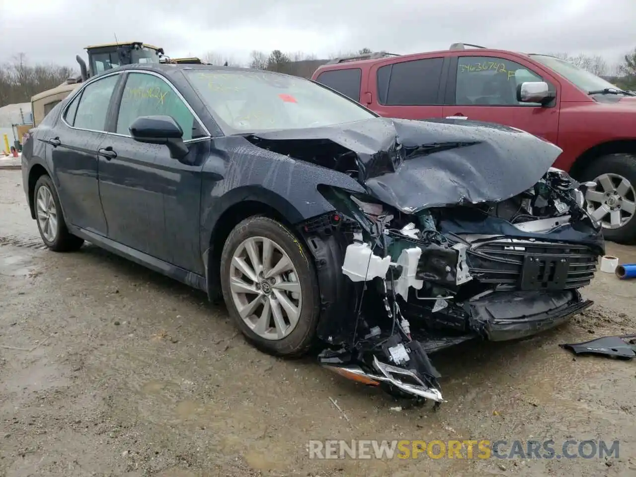 1 Photograph of a damaged car 4T1C11BK9MU047438 TOYOTA CAMRY 2021