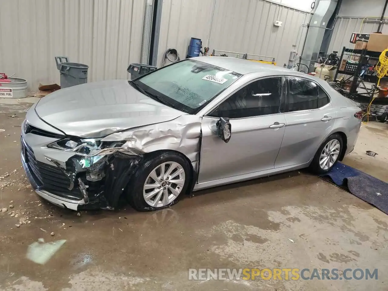 1 Photograph of a damaged car 4T1C11BKXMU032236 TOYOTA CAMRY 2021