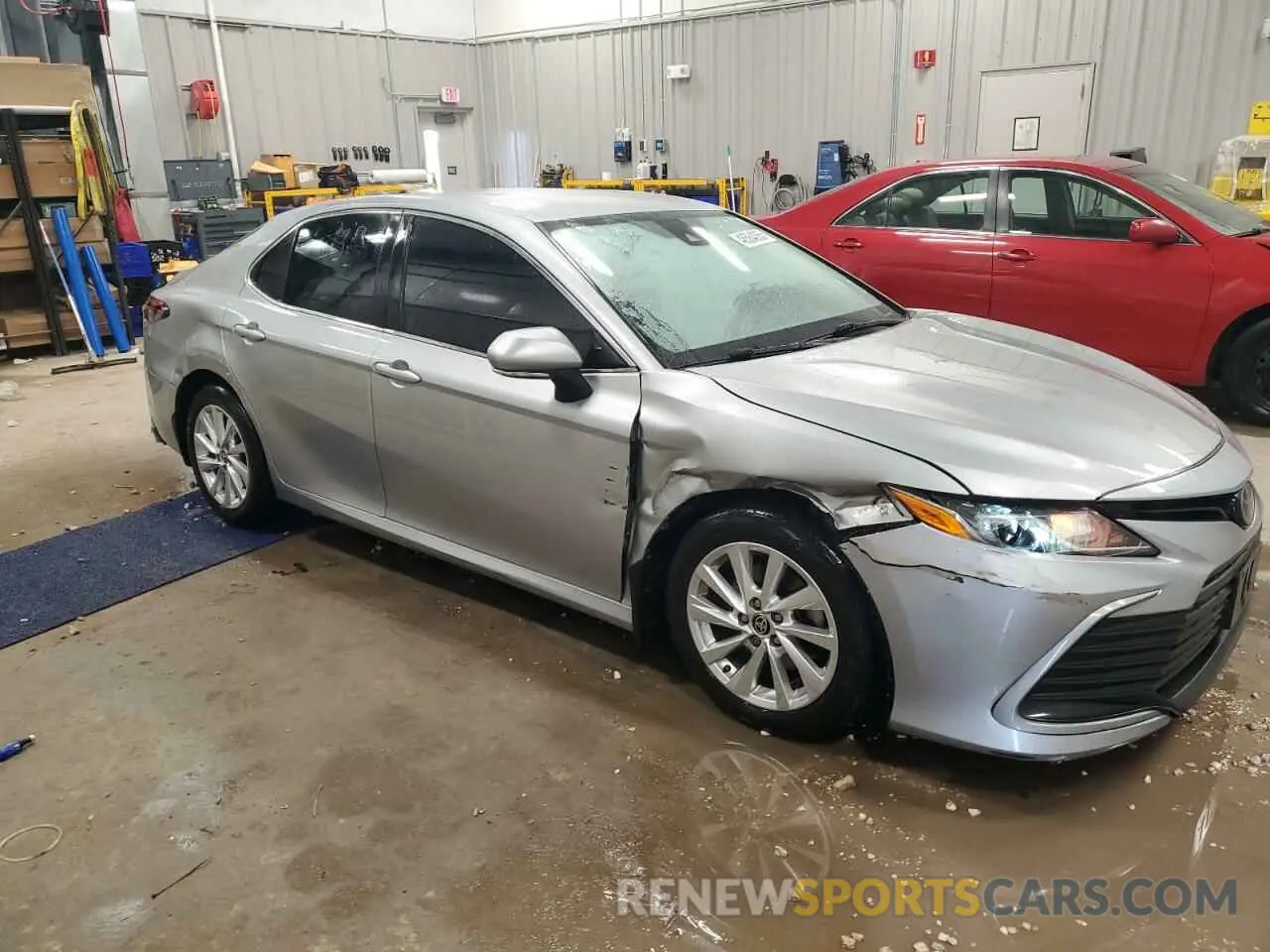 4 Photograph of a damaged car 4T1C11BKXMU032236 TOYOTA CAMRY 2021
