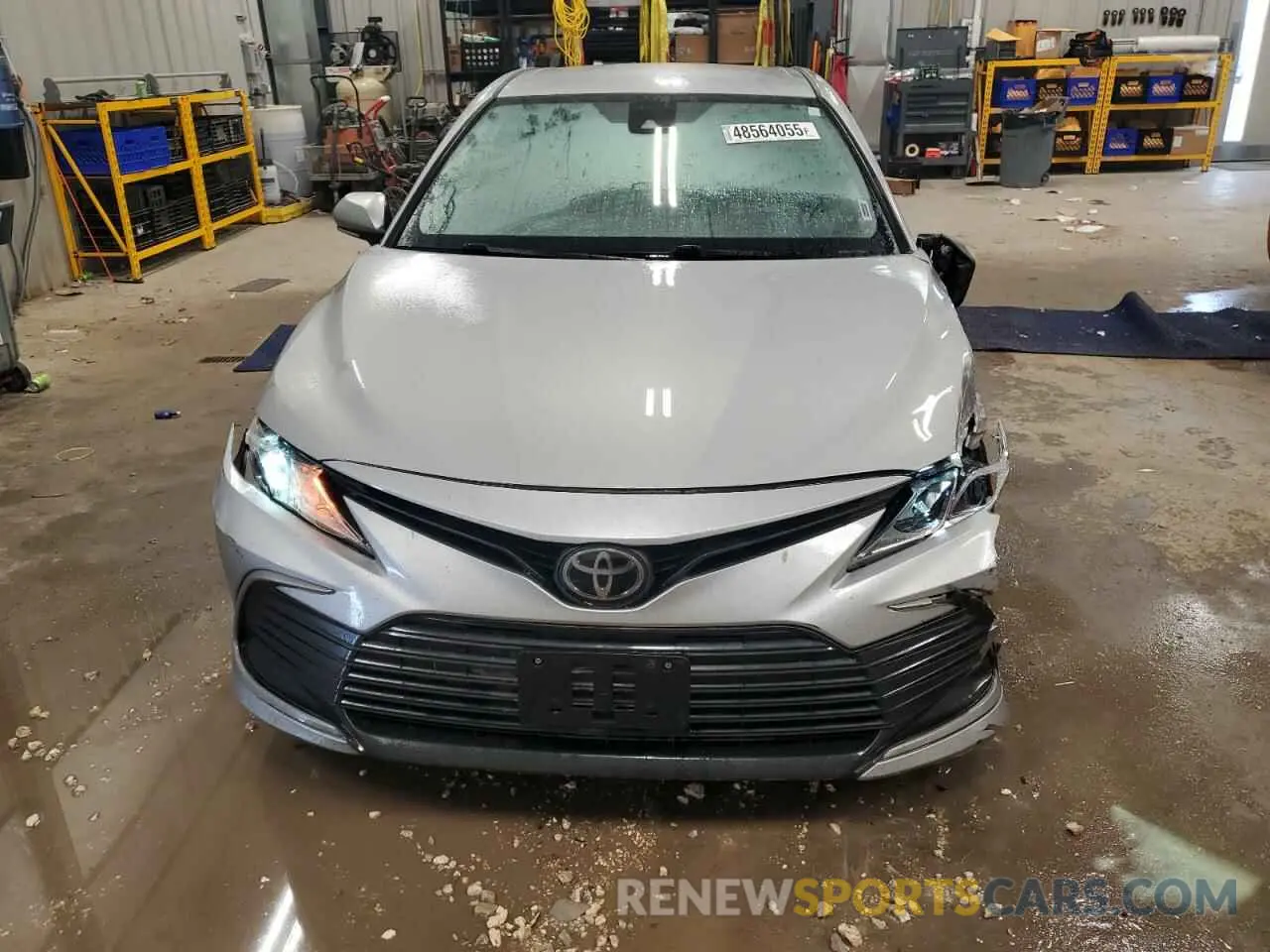 5 Photograph of a damaged car 4T1C11BKXMU032236 TOYOTA CAMRY 2021