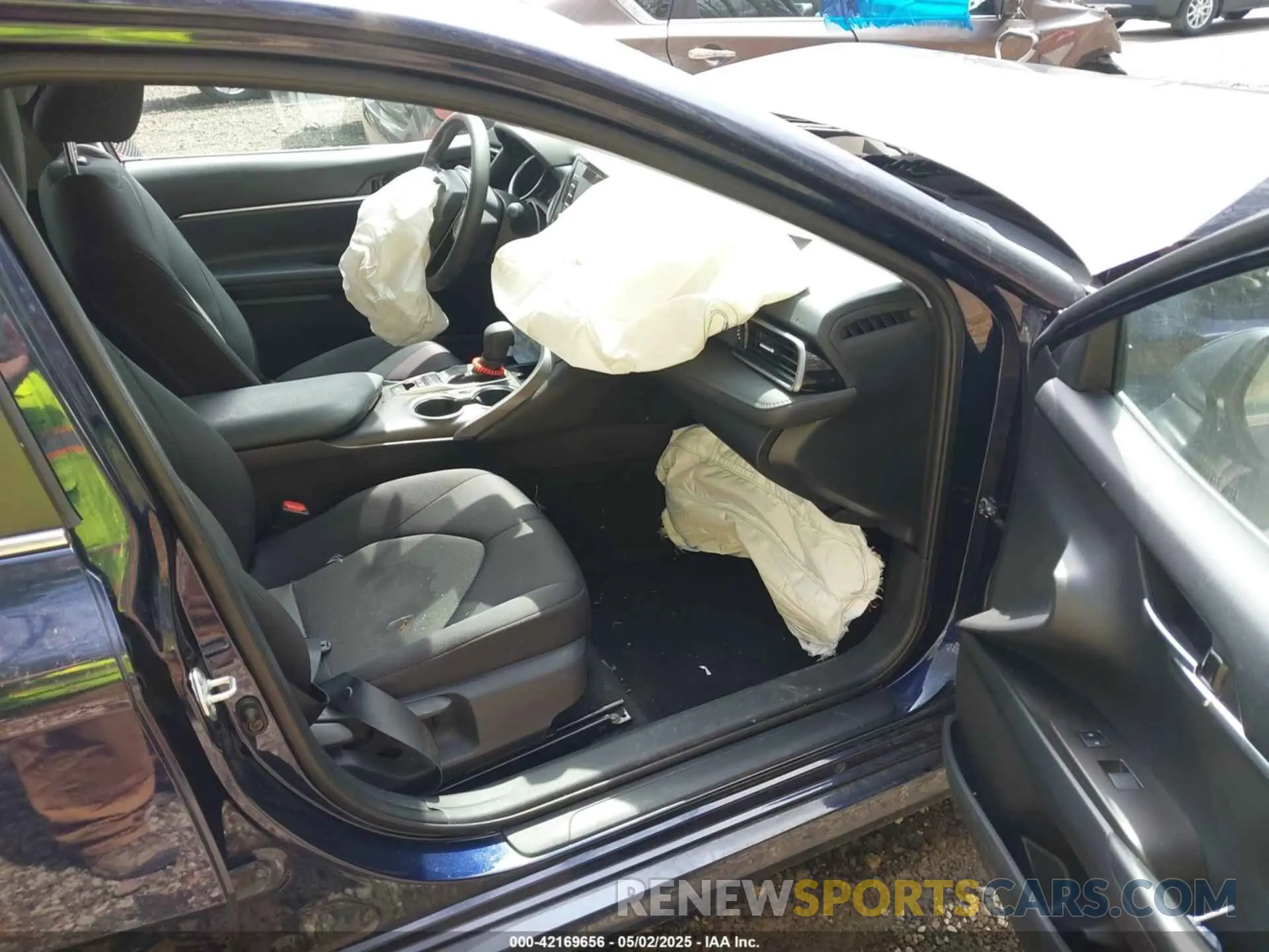 5 Photograph of a damaged car 4T1C31AK0MU031298 TOYOTA CAMRY 2021