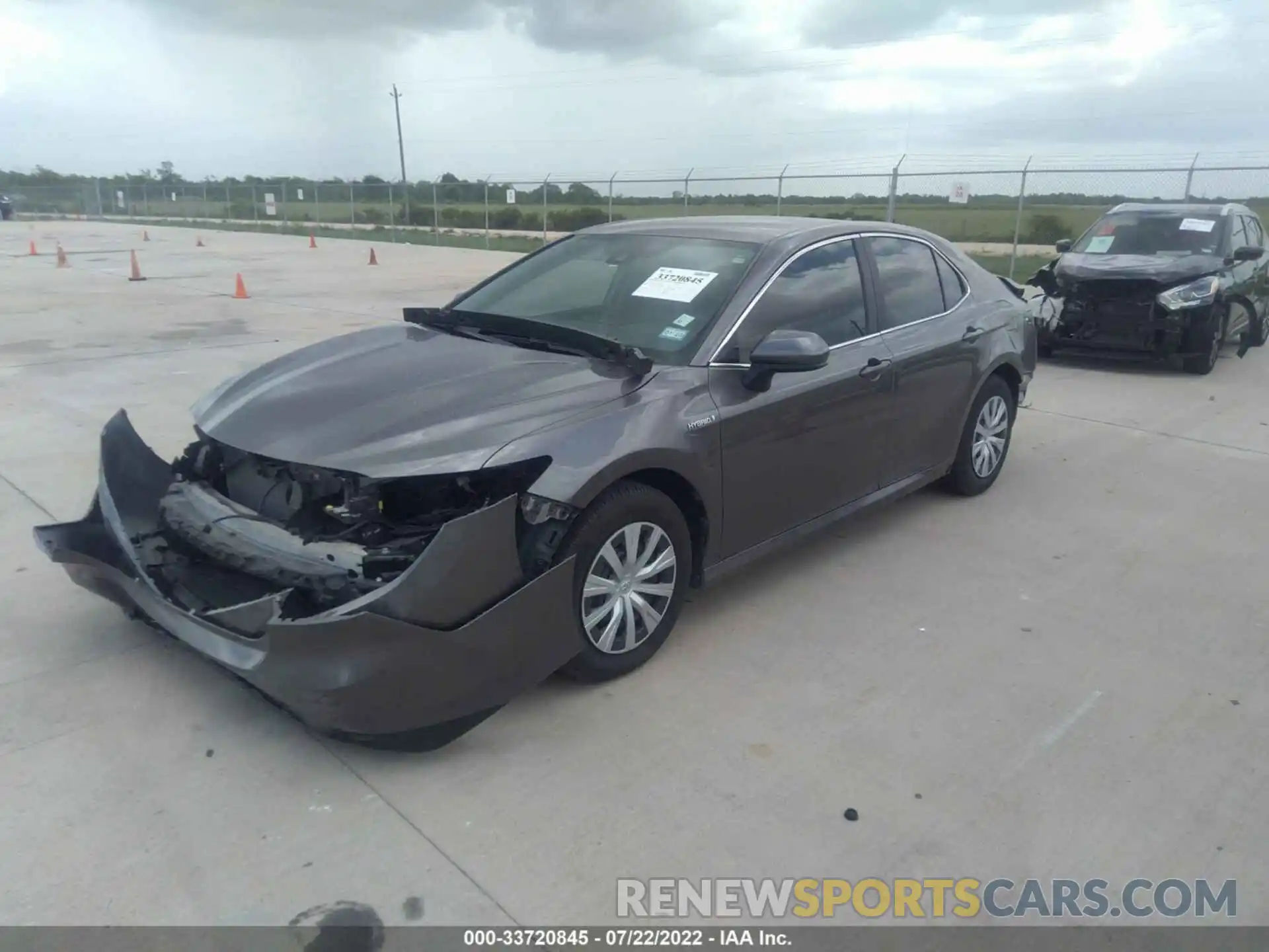 2 Photograph of a damaged car 4T1C31AK0MU549072 TOYOTA CAMRY 2021