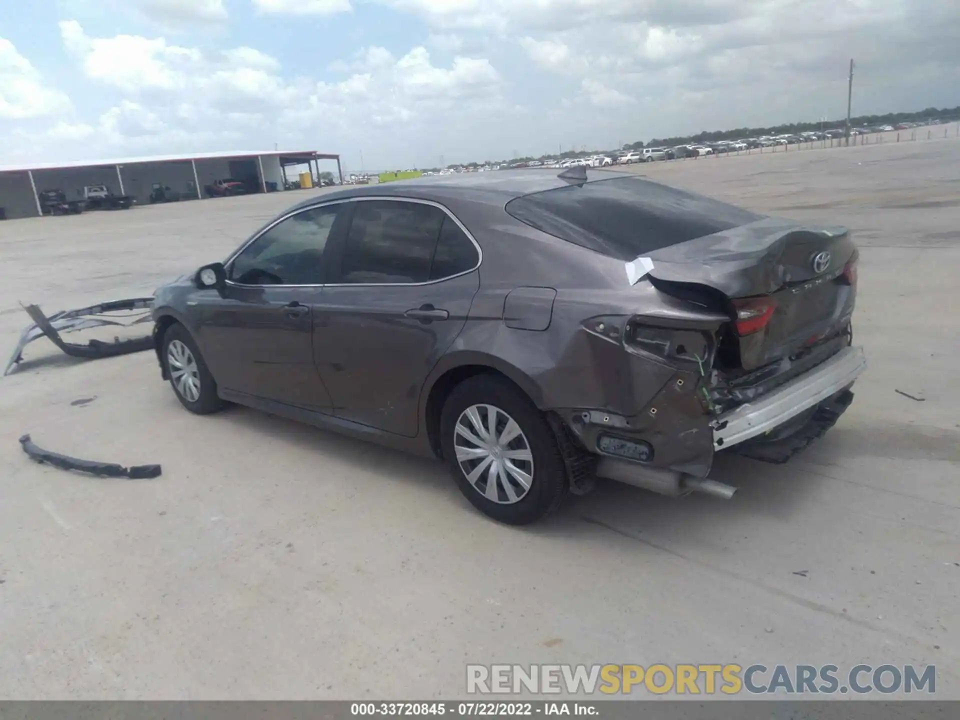 3 Photograph of a damaged car 4T1C31AK0MU549072 TOYOTA CAMRY 2021