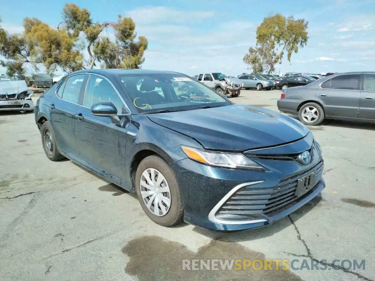 1 Photograph of a damaged car 4T1C31AK1MU550005 TOYOTA CAMRY 2021