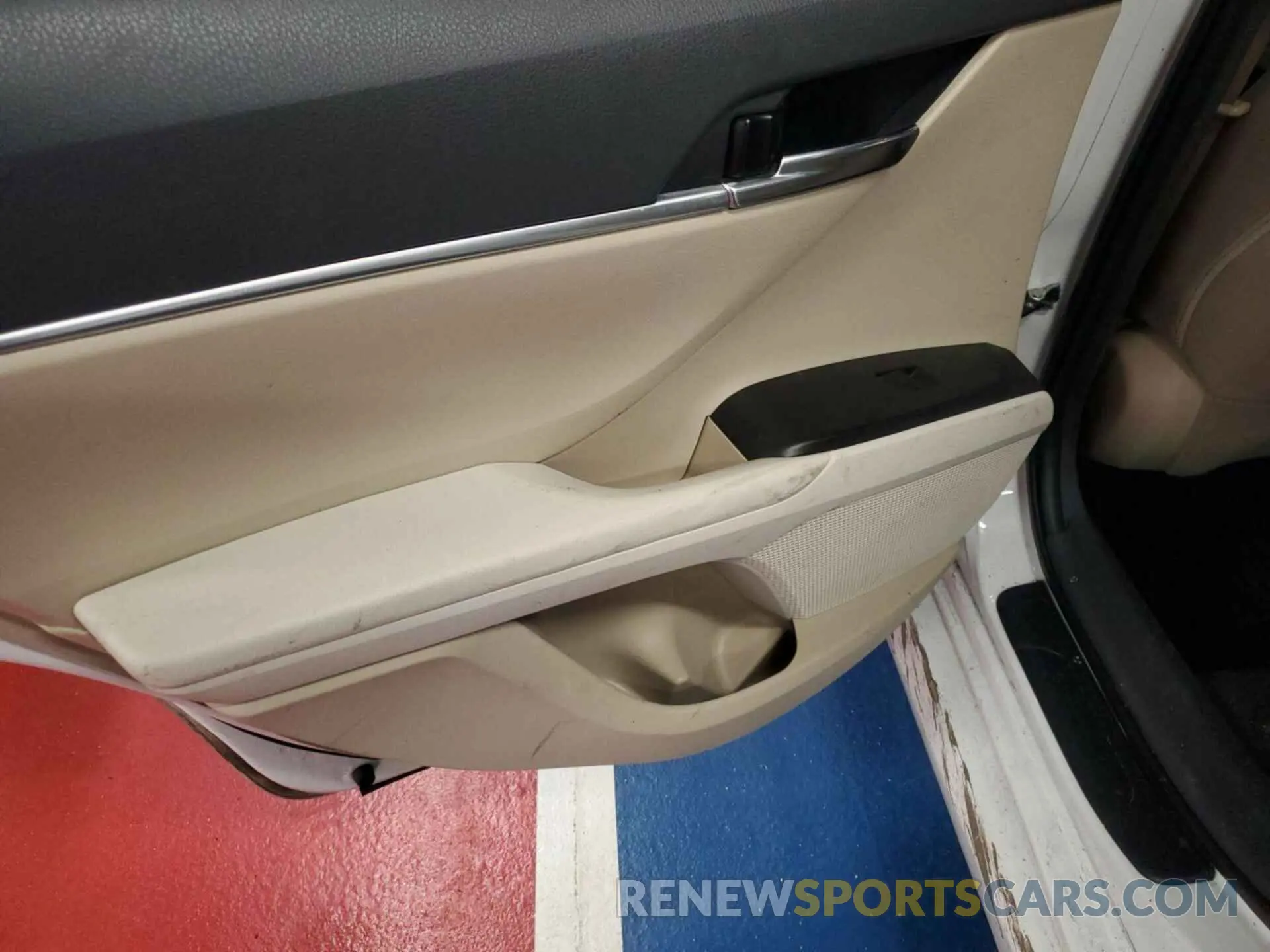 4 Photograph of a damaged car 4T1C31AK1MU551459 TOYOTA CAMRY 2021