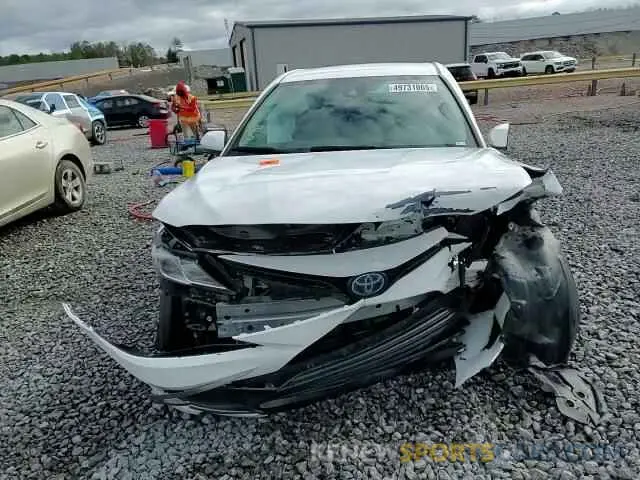 13 Photograph of a damaged car 4T1C31AK1MU559190 TOYOTA CAMRY 2021