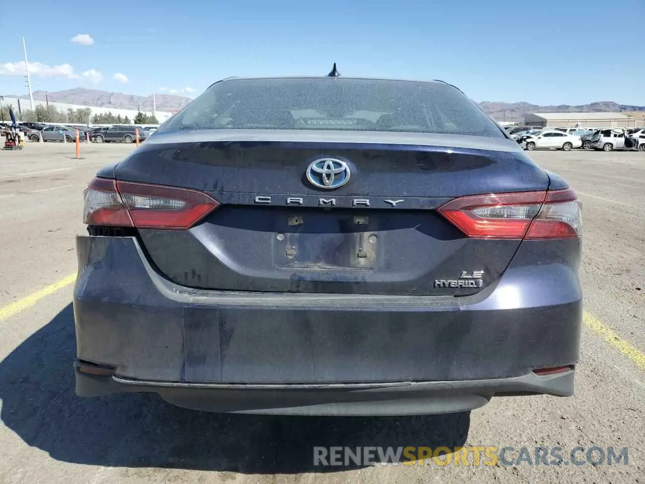 6 Photograph of a damaged car 4T1C31AK1MU559304 TOYOTA CAMRY 2021