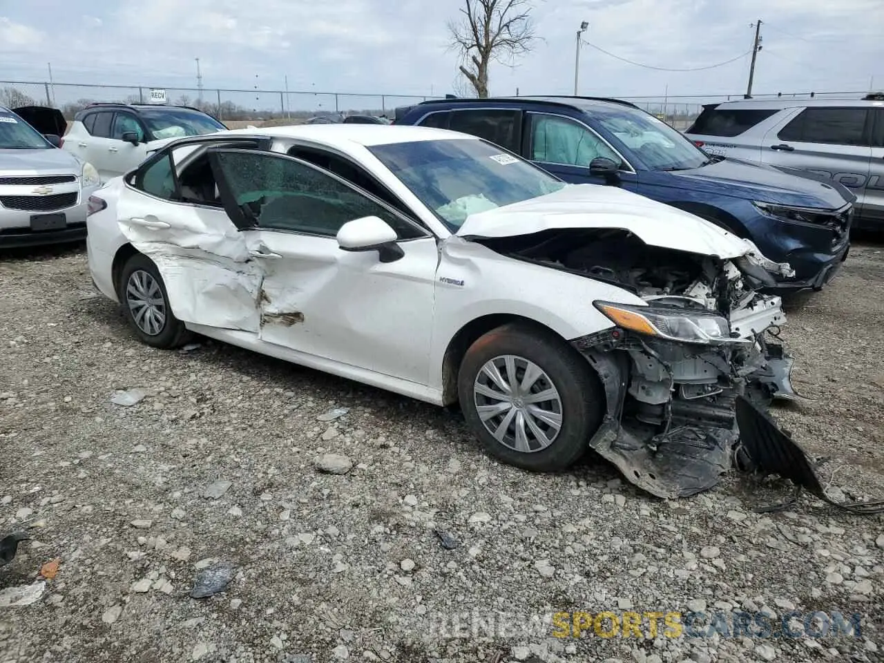 4 Photograph of a damaged car 4T1C31AK2MU546593 TOYOTA CAMRY 2021