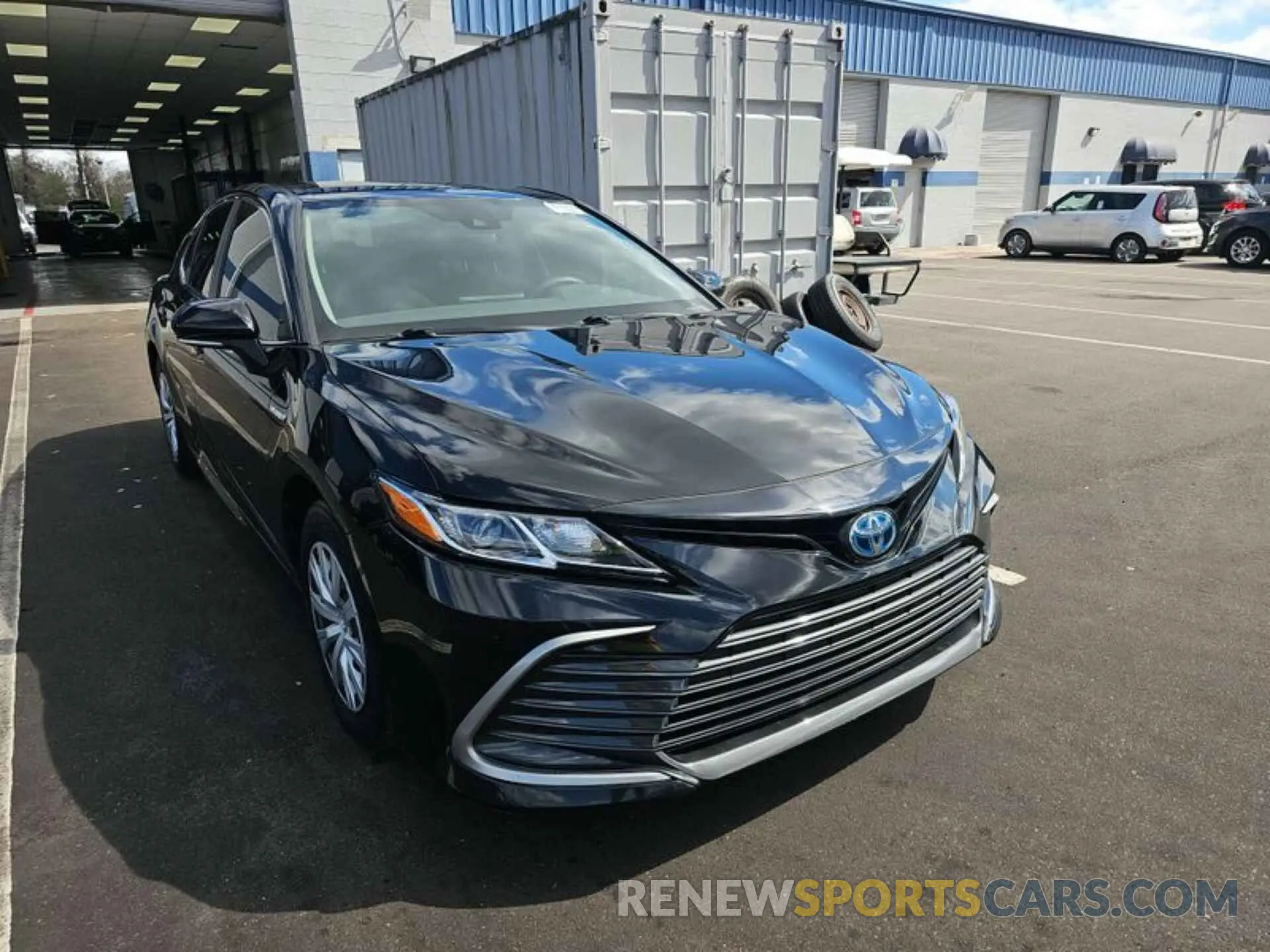 2 Photograph of a damaged car 4T1C31AK2MU551728 TOYOTA CAMRY 2021