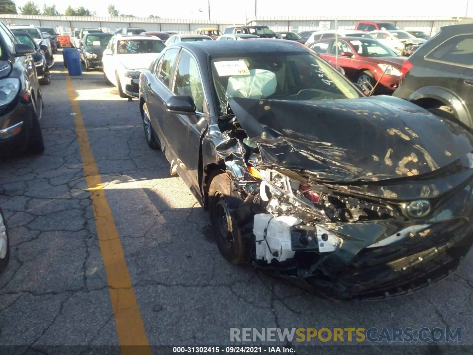 1 Photograph of a damaged car 4T1C31AK2MU559361 TOYOTA CAMRY 2021