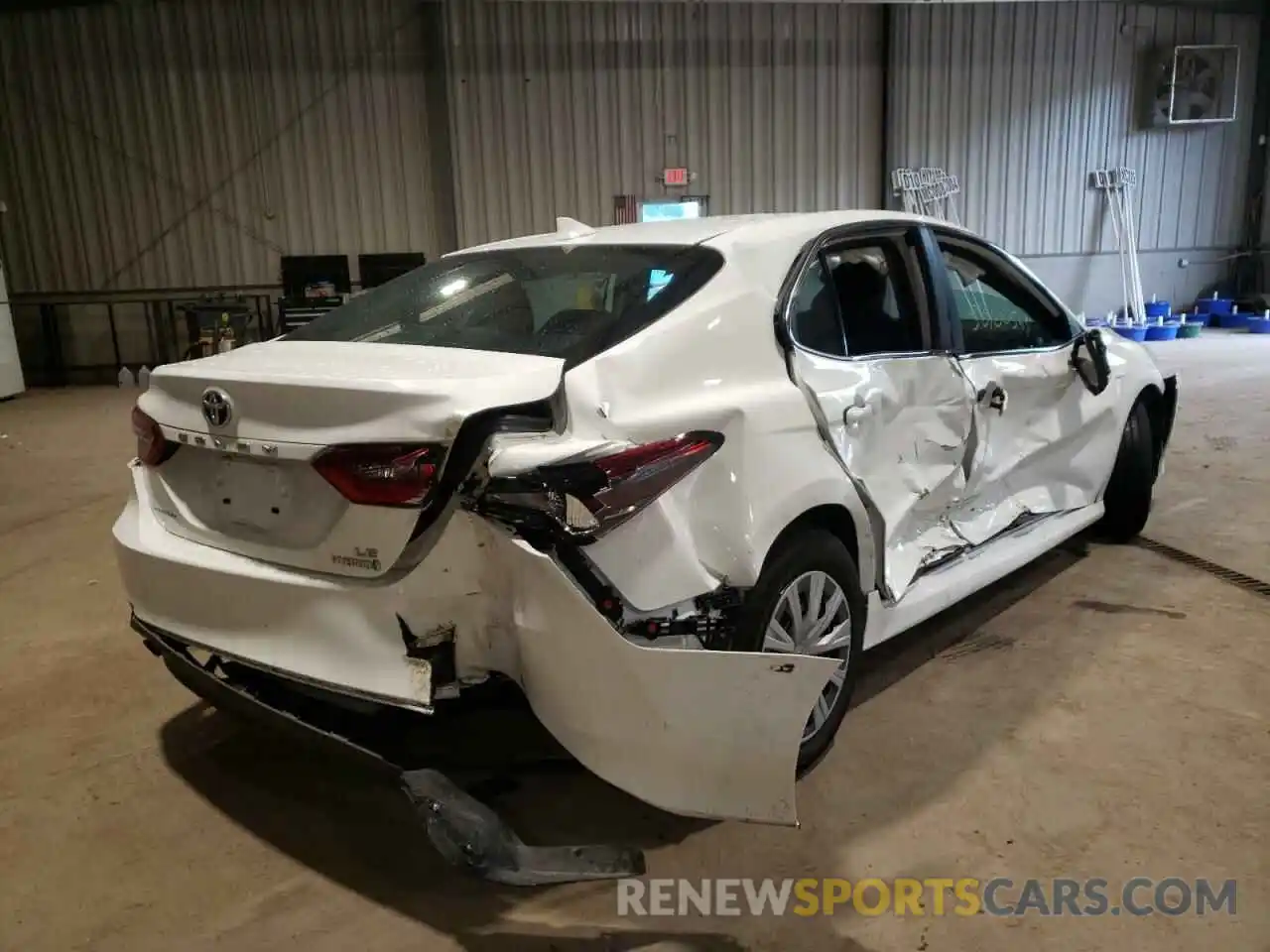 4 Photograph of a damaged car 4T1C31AK3MU022174 TOYOTA CAMRY 2021