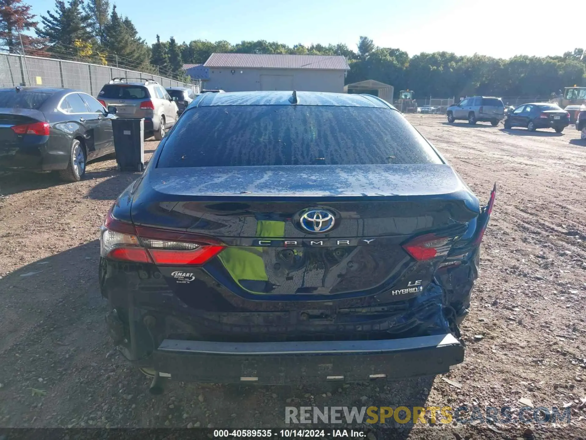 16 Photograph of a damaged car 4T1C31AK3MU547462 TOYOTA CAMRY 2021